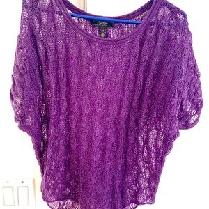 Jessica Simpson purple top
